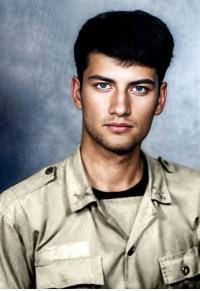 حسن کیانی انبوهی