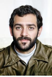 عبدالحسین حق شناس