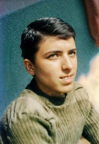 اکبر عباسی غریب