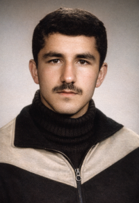 فرامرز افلاکی پاشاکی