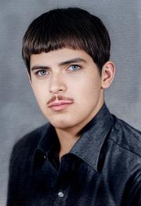 نصرت پاکروان پشتیری