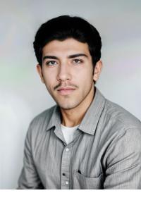 حسین شادمندفردکنارسری